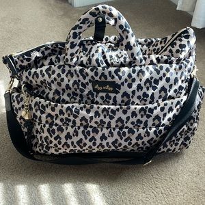 Itzy Ritzy Dream Weekender